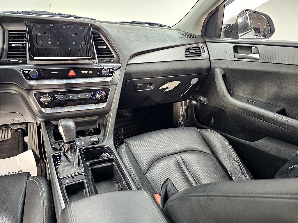 HYUNDAI Sonata - Vista 10