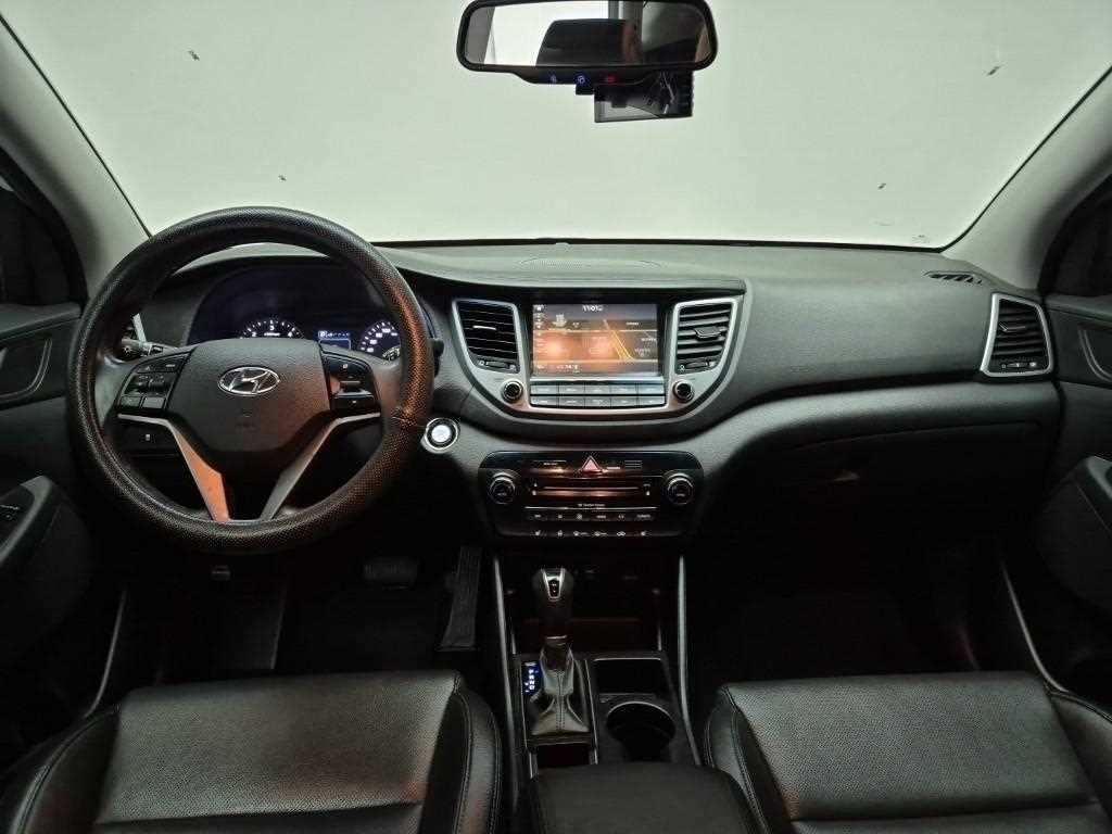 HYUNDAI Tucson - Vista 7