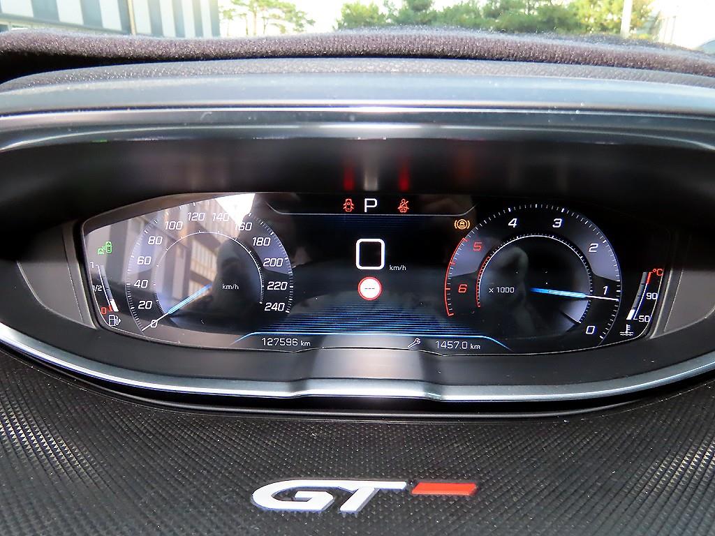 Peugeot 5008 - Vista 9