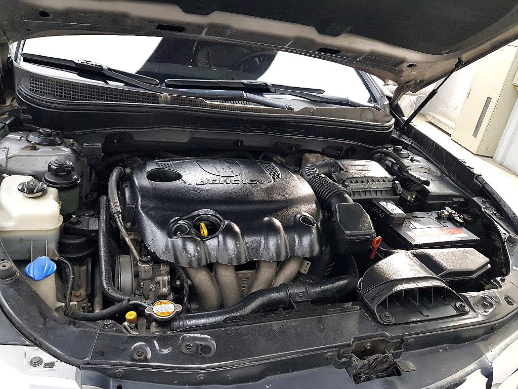 HYUNDAI Sonata - Vista 6