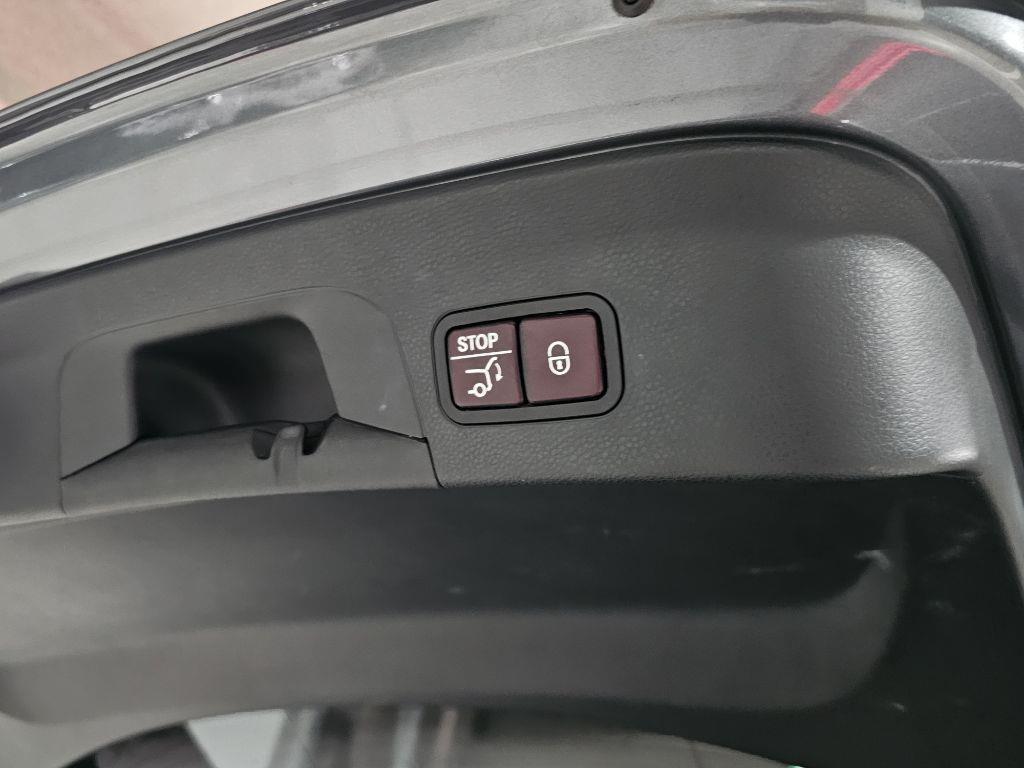 Mercedes Benz GLC Class 2018 Gris - Importación desde Corea - HF Imports Iquique - Foto 18