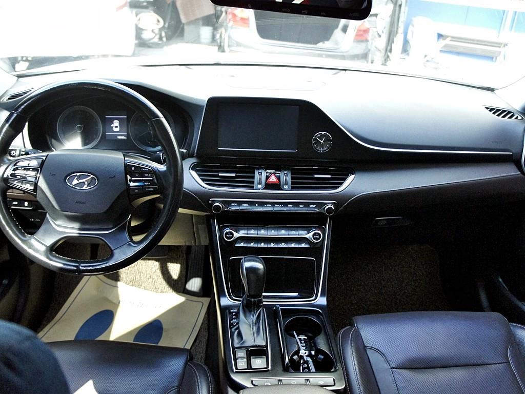 HYUNDAI Grandeur 2019 Blanco - Importación desde Corea - HF Imports Iquique - Foto 7