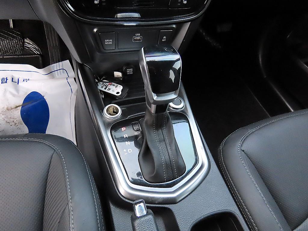 Ssangyong Tivoli - Vista 10