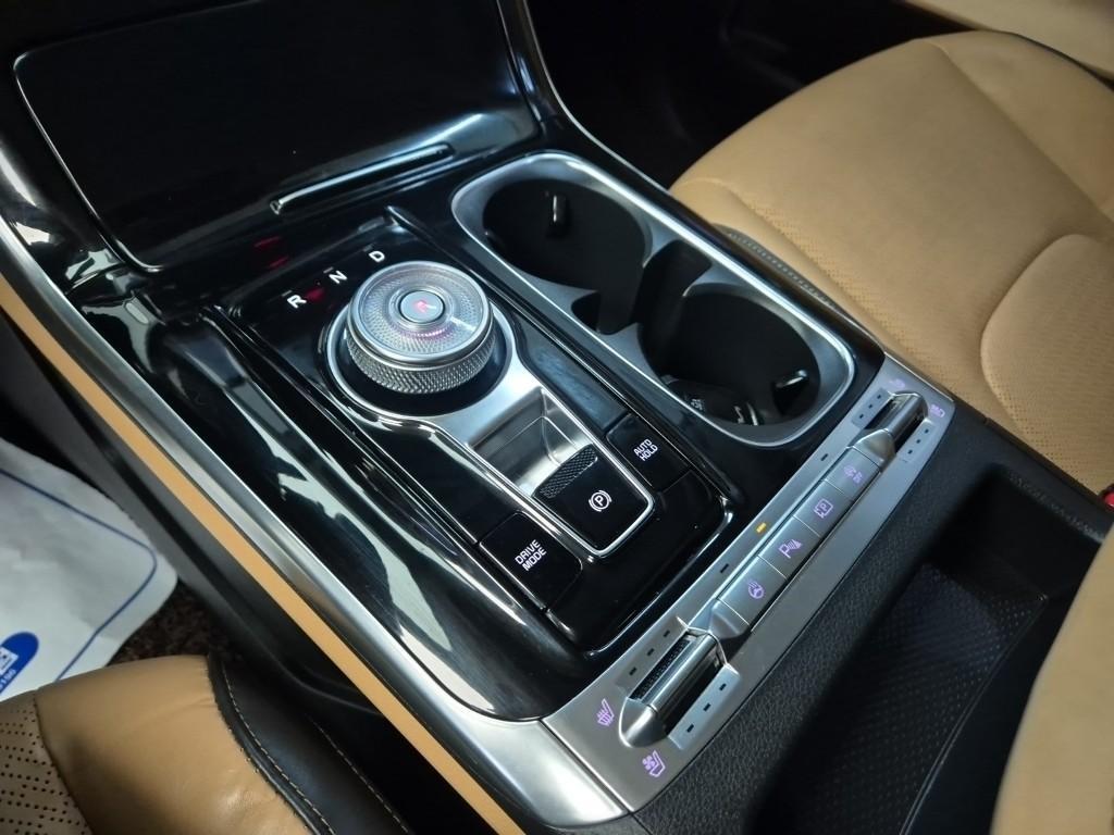 KIA Carnival 2023 Blanco - Importación desde Corea - HF Imports Iquique - Foto 13