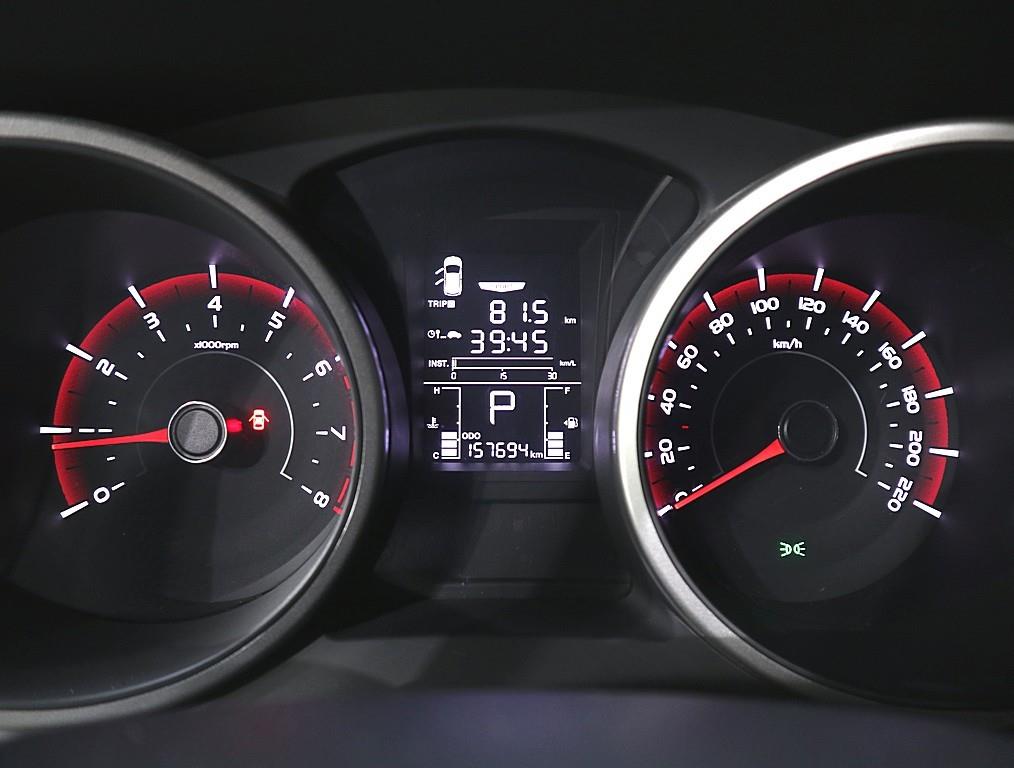 Ssangyong Tivoli - Vista 7