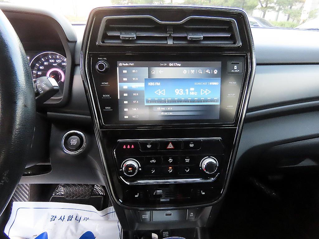 Ssangyong Tivoli 2023 Negro - Importación desde Corea - HF Imports Iquique - Foto 13