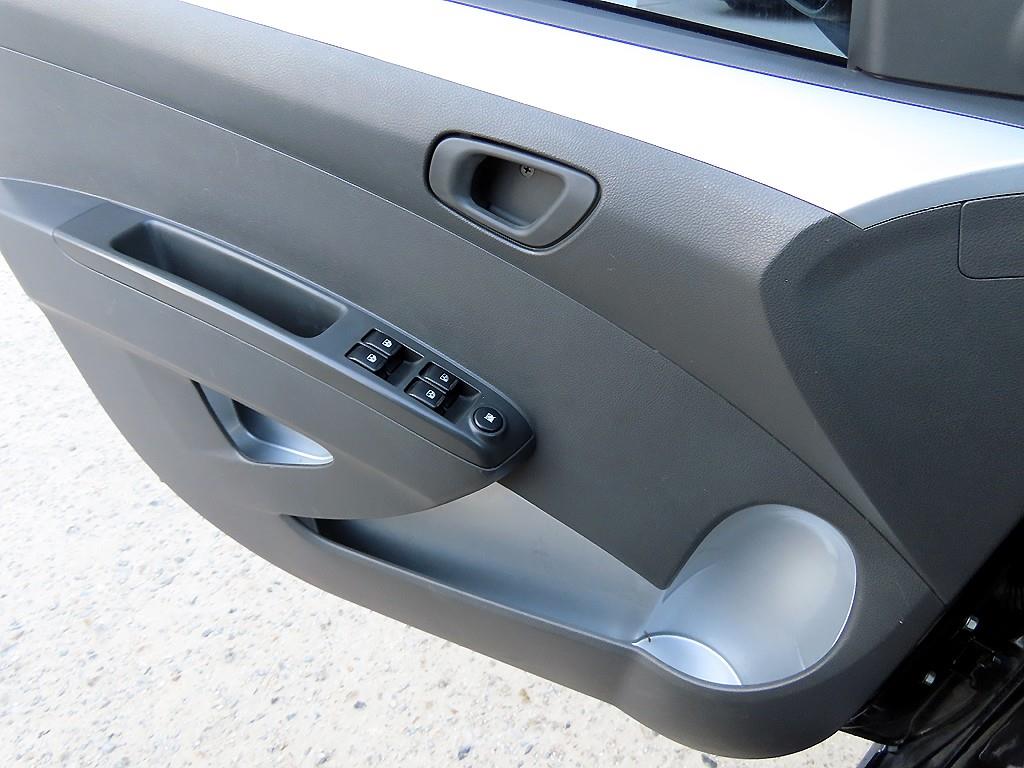 Chevrolet Spark - Vista 11