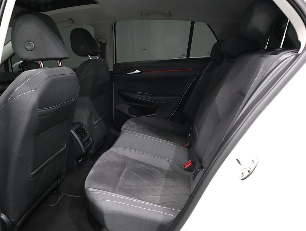 Volkswagen Golf - Vista 10