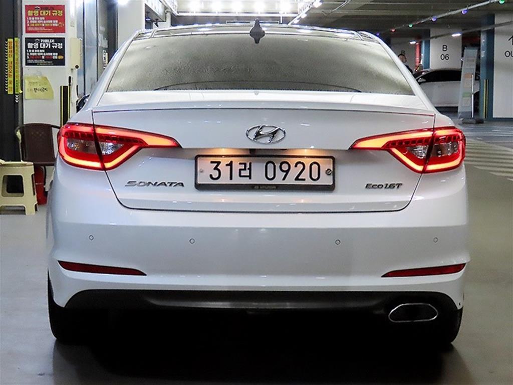 HYUNDAI Sonata - Vista 5
