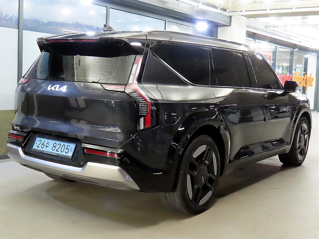 KIA EV9 - Vista 4