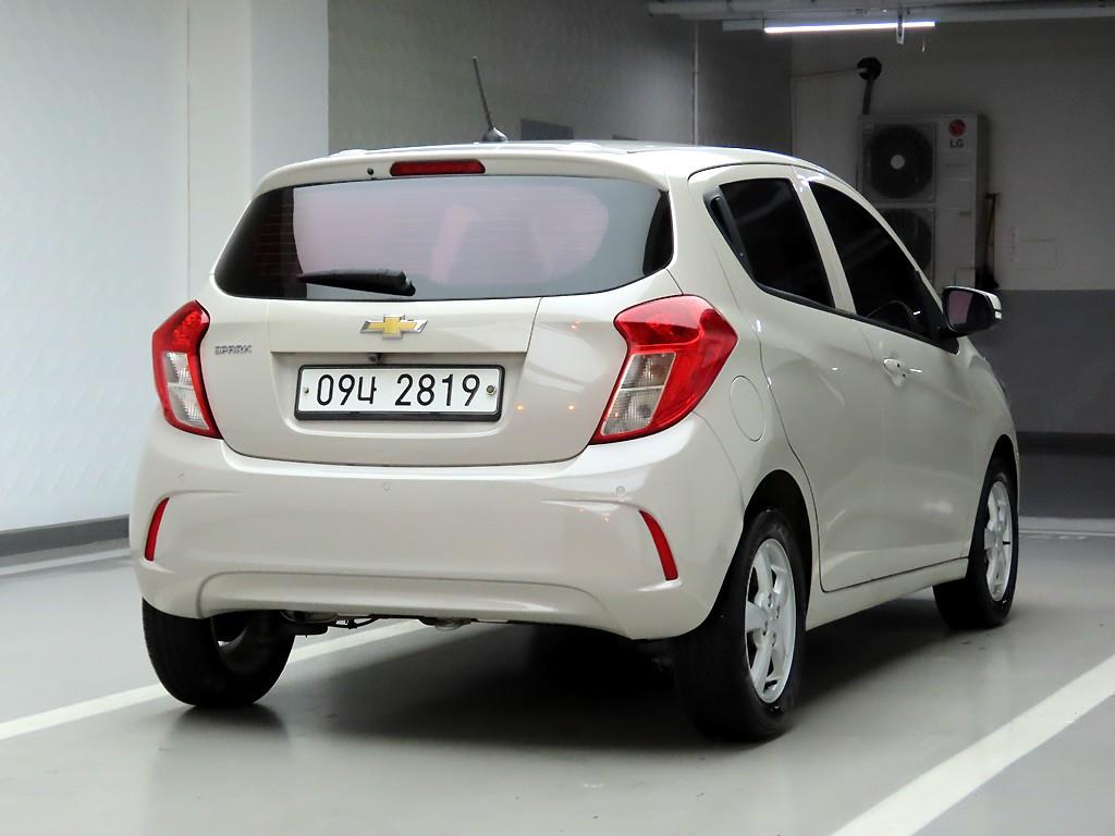Chevrolet Spark - Vista 4