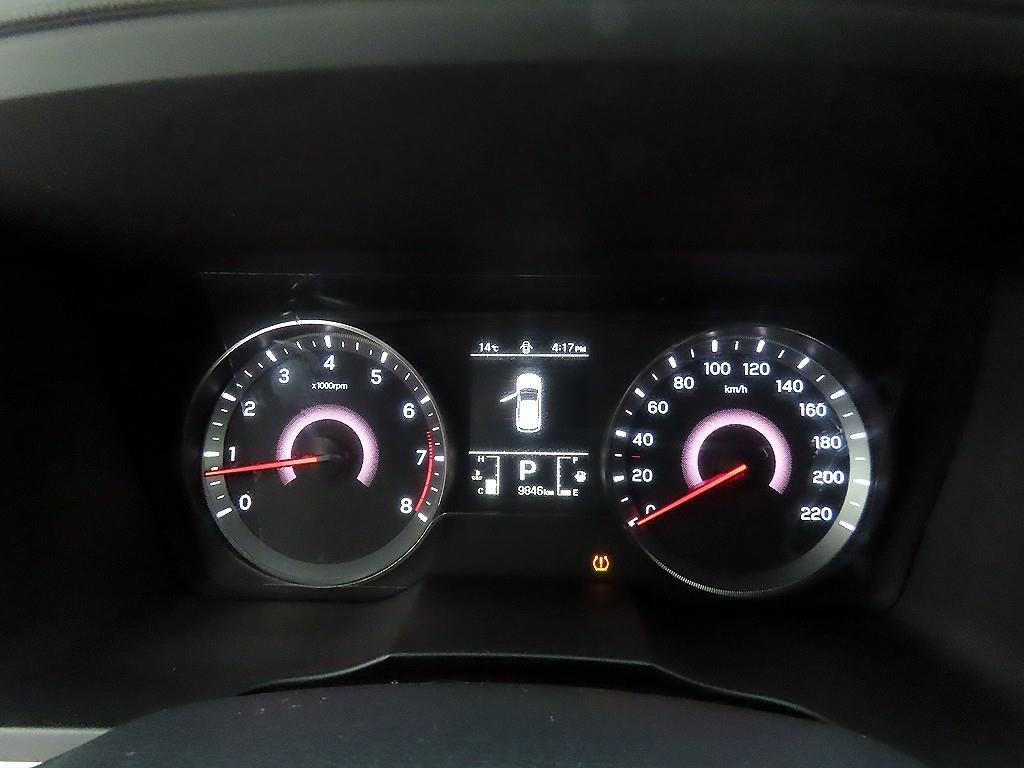 Ssangyong Tivoli - Vista 9