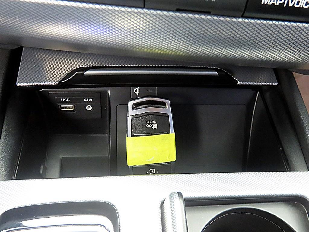 Genesis G80 2018 Negro - Importación desde Corea - HF Imports Iquique - Foto 13