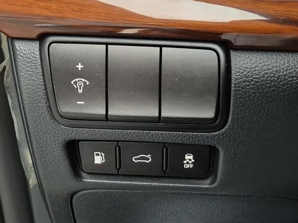 KIA K7 2016 Negro - Importación desde Corea - HF Imports Iquique - Foto 17