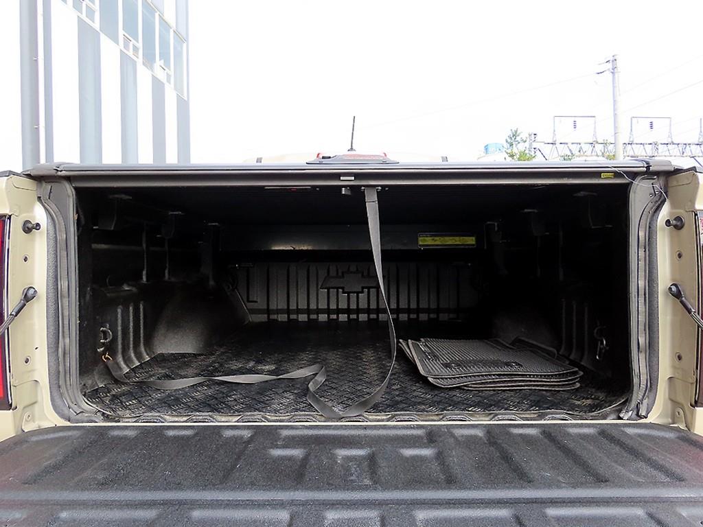 Chevrolet ?Colorado 2022 Gris - Importación desde Corea - HF Imports Iquique - Foto 16