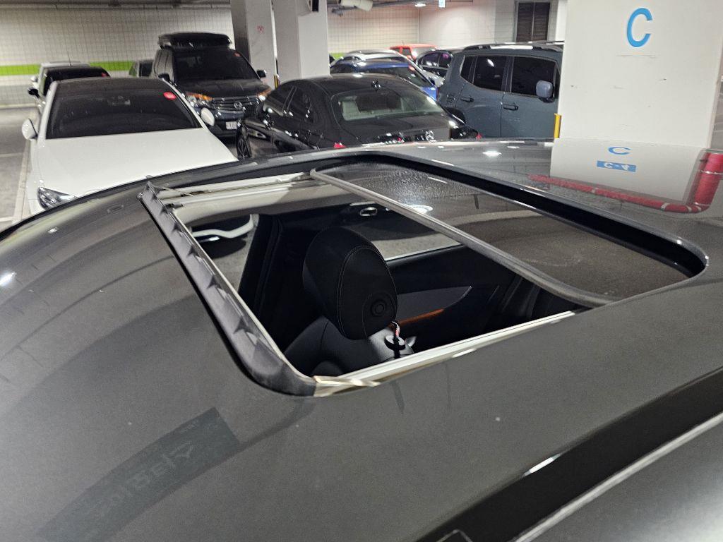 Mercedes Benz GLC Class 2018 Gris - Importación desde Corea - HF Imports Iquique - Foto 17