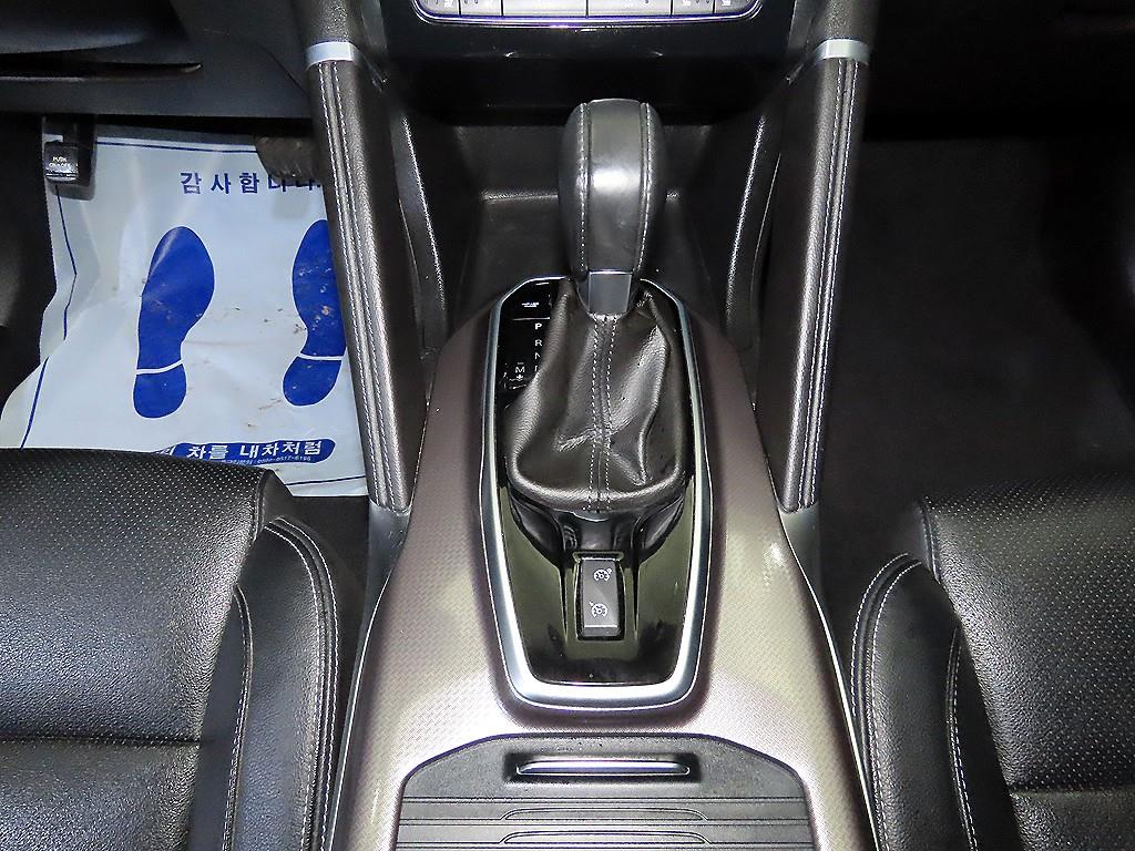 SAMSUNG QM6 - Vista 12