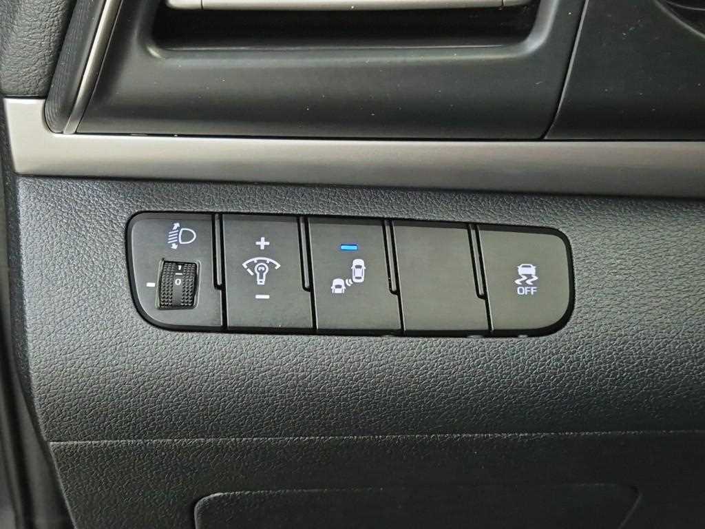 HYUNDAI Avante 2019 Gris - Importación desde Corea - HF Imports Iquique - Foto 16