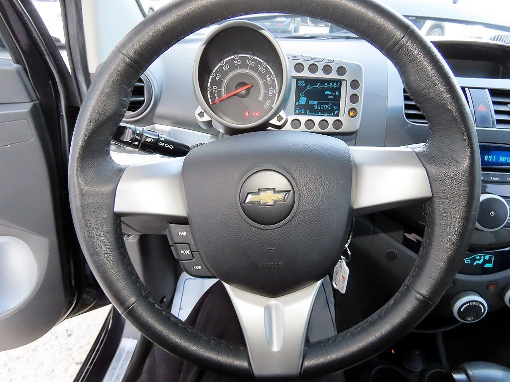 Chevrolet Spark - Vista 8