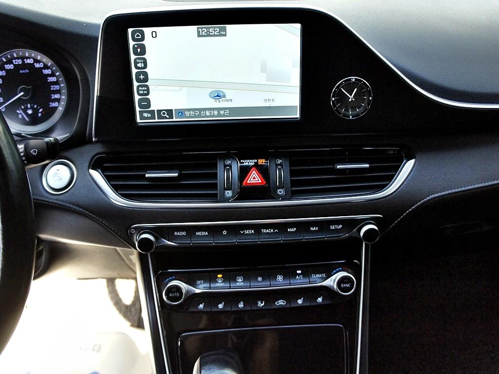 HYUNDAI Grandeur 2019 Blanco - Importación desde Corea - HF Imports Iquique - Foto 10