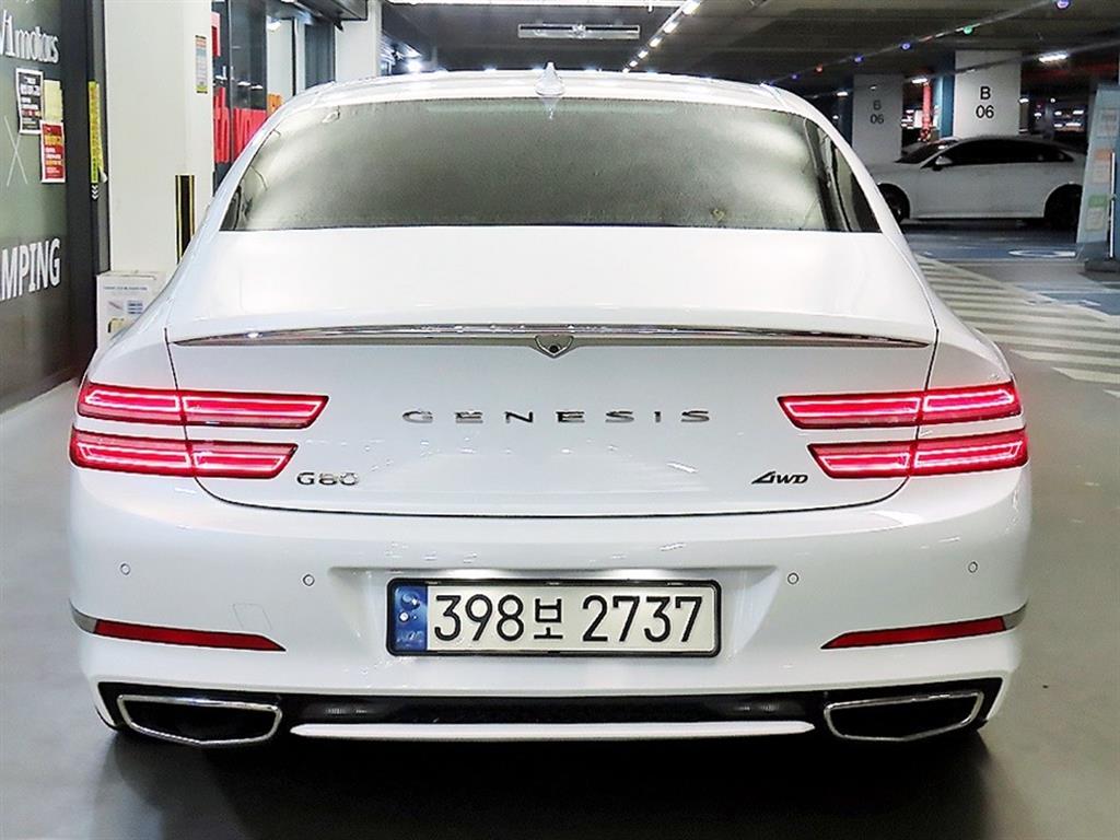 Genesis G80 - Vista 5