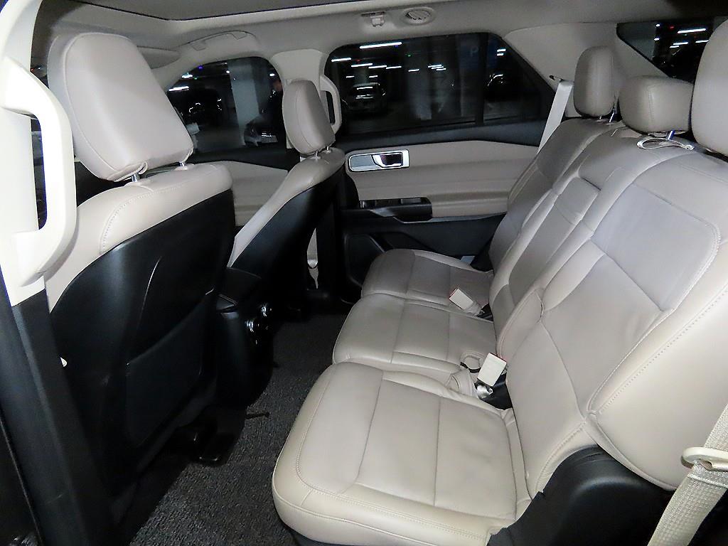 Ford Explorer - Vista 7