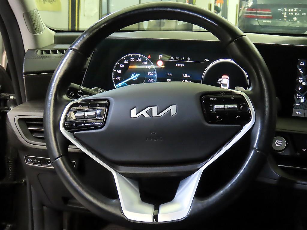 KIA K8 - Vista 8