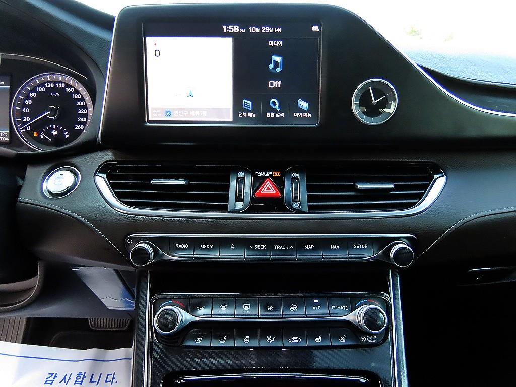 HYUNDAI Grandeur 2018 Negro - Importación desde Corea - HF Imports Iquique - Foto 13