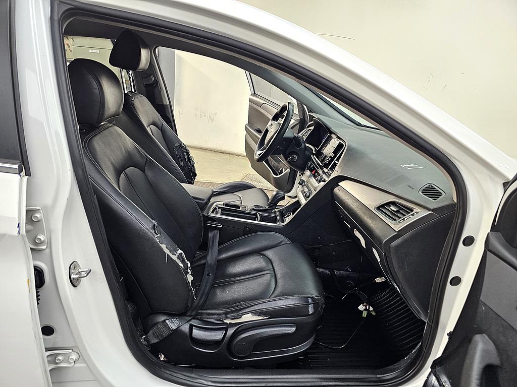 HYUNDAI Sonata - Vista 11