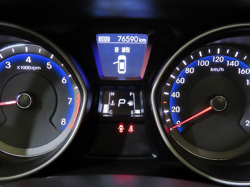 HYUNDAI i30 - Vista 9