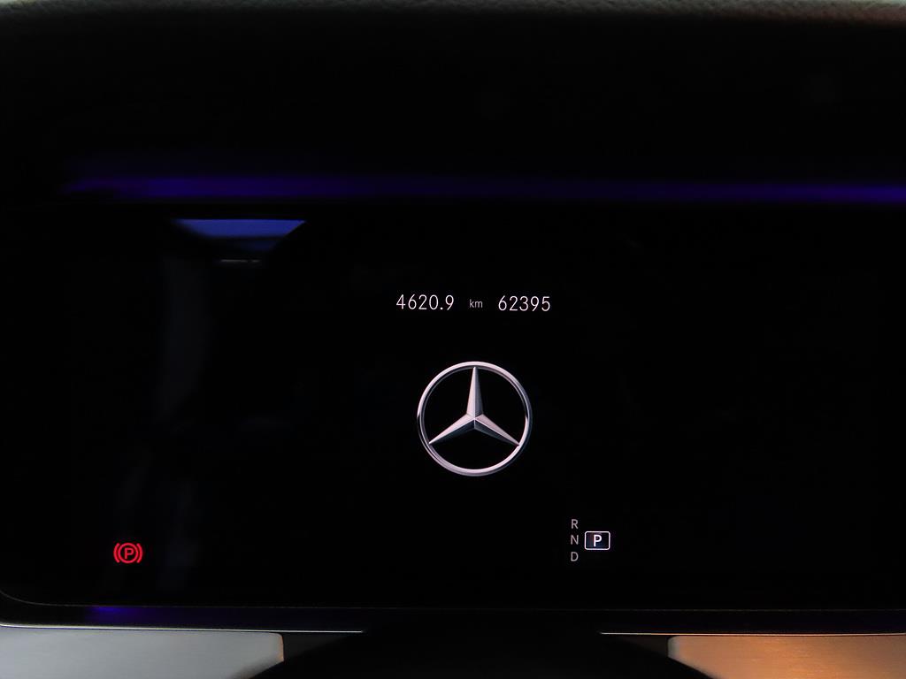 Mercedes Benz E class - Vista 9