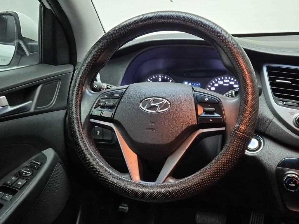 HYUNDAI Tucson - Vista 9