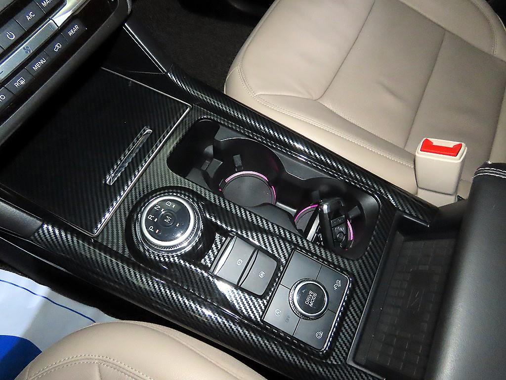 Ford Explorer - Vista 12