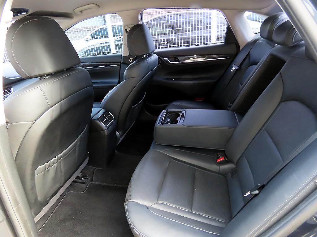 HYUNDAI Grandeur - Vista 6