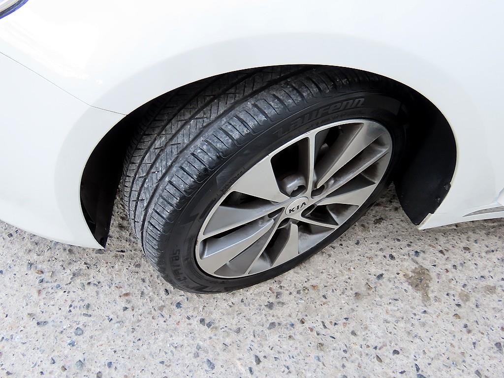 KIA K5 2016 Blanco - Importación desde Corea - HF Imports Iquique - Foto 20