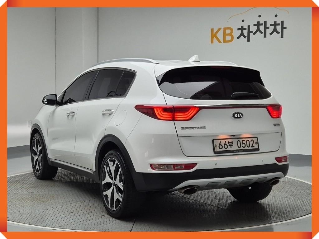 KIA Sportage - Vista 4