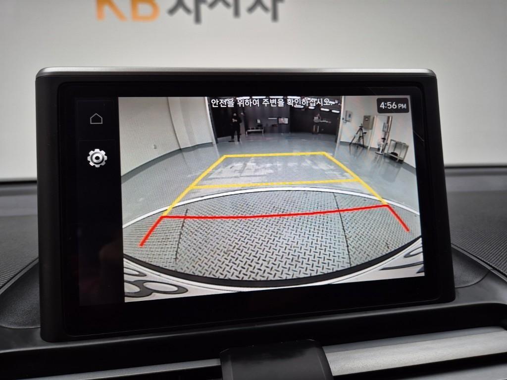 HYUNDAI Casper - Vista 11