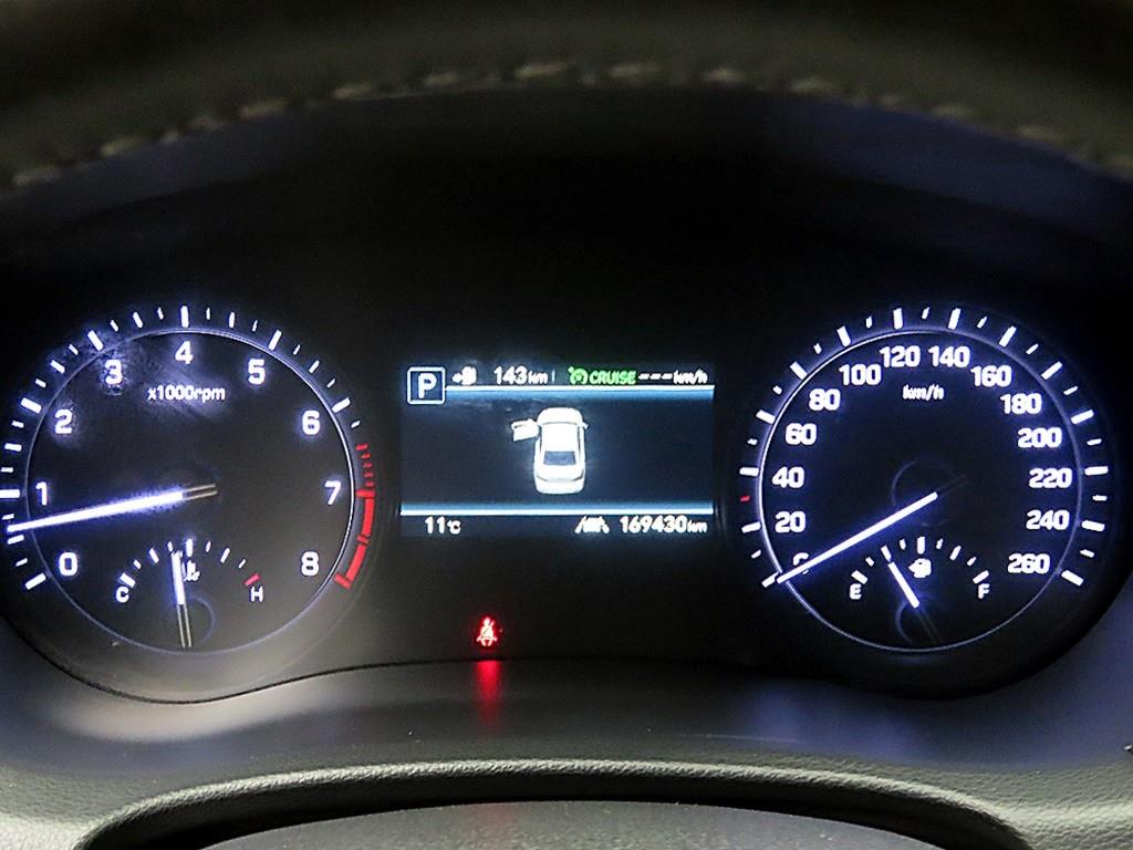 Genesis G80 - Vista 8