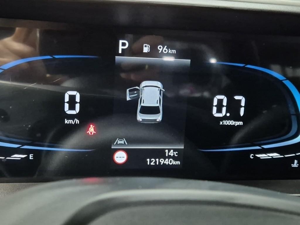 HYUNDAI Casper - Vista 5