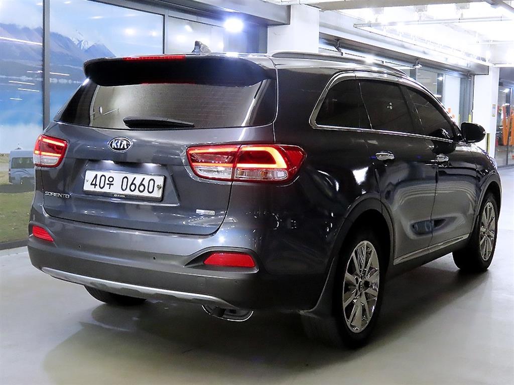 KIA Sorento - Vista 4