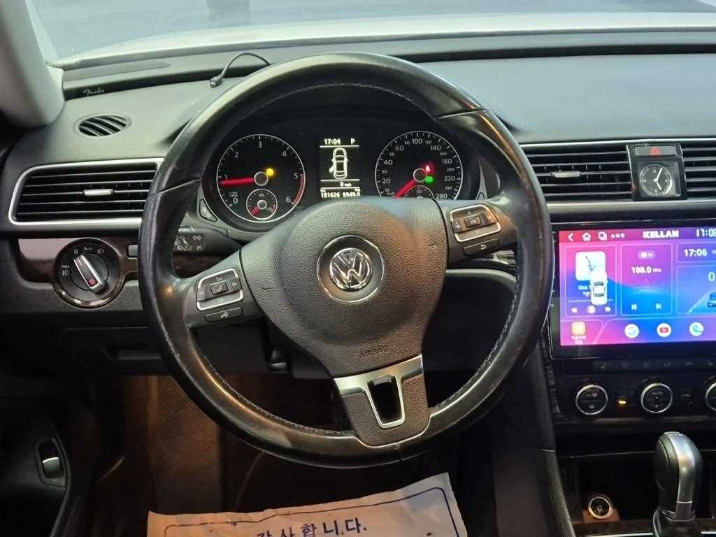 Volkswagen Passat - Vista 9