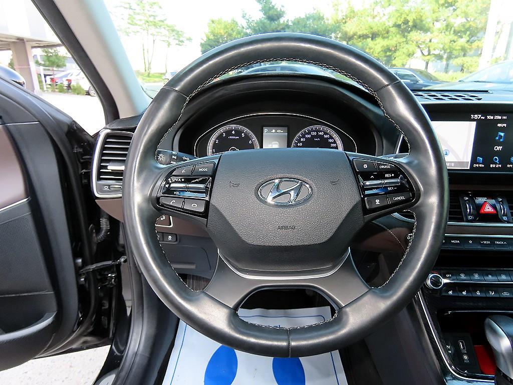 HYUNDAI Grandeur - Vista 8