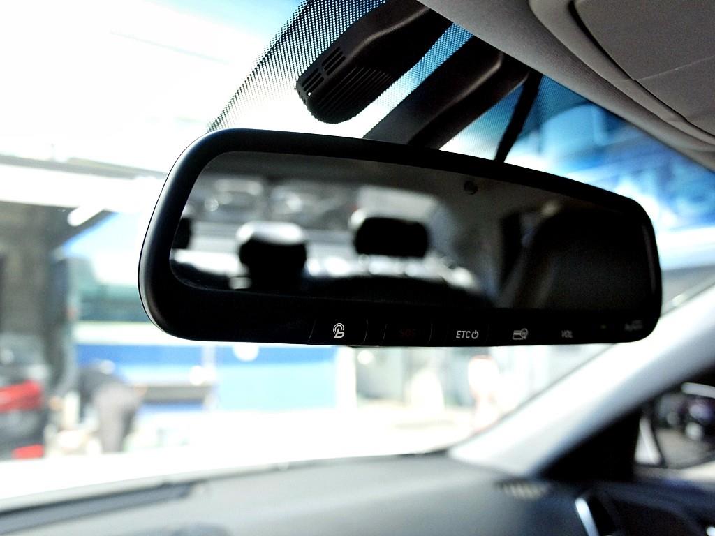 HYUNDAI Grandeur 2019 Blanco - Importación desde Corea - HF Imports Iquique - Foto 12