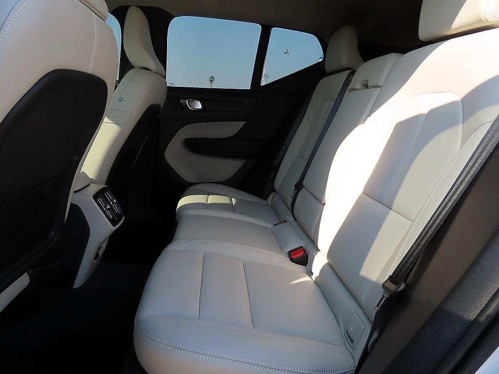 Volvo XC40 - Vista 6