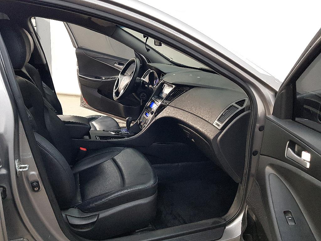 HYUNDAI Sonata 2011 Gris - Importación desde Corea - HF Imports Iquique - Foto 17