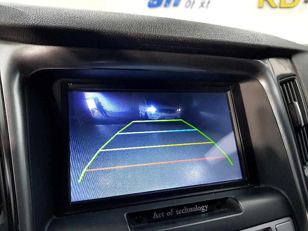 HYUNDAI Sonata - Vista 12