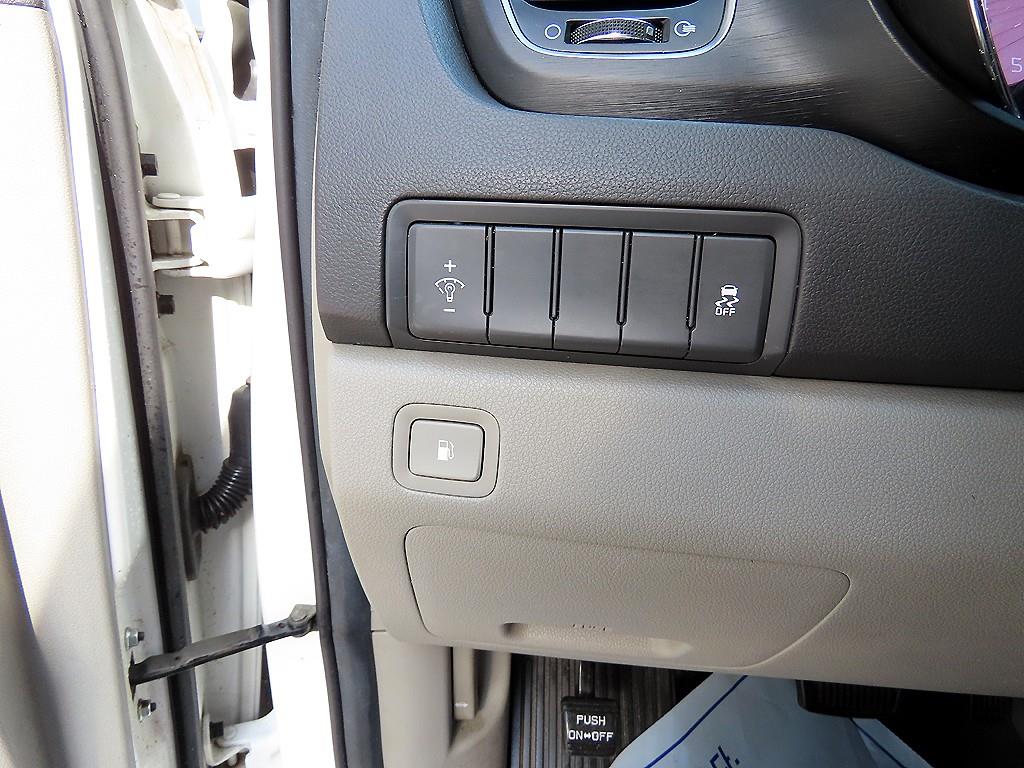 KIA Carnival 2016 Blanco - Importación desde Corea - HF Imports Iquique - Foto 13