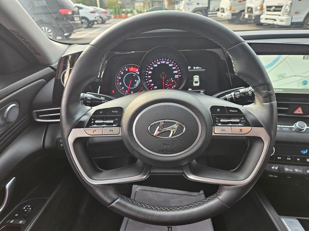 HYUNDAI Avante 2021 Blanco - Importación desde Corea - HF Imports Iquique - Foto 15