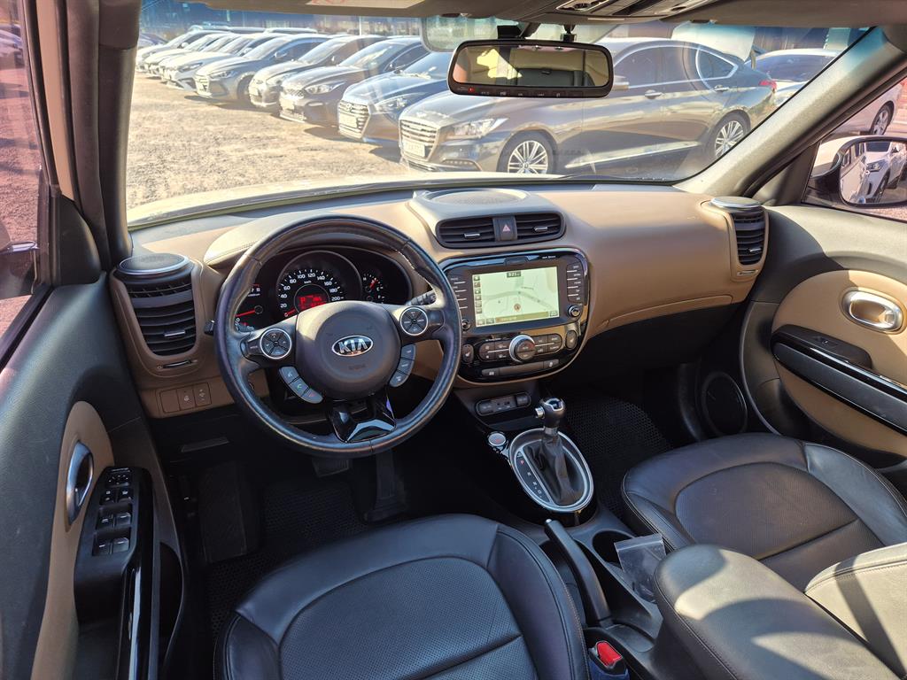KIA Soul - Vista 6