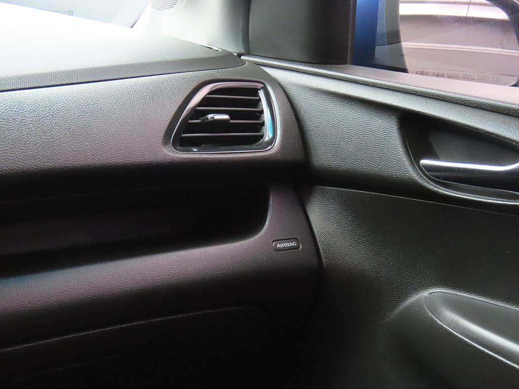 Chevrolet Spark 2018 Azul - Importación desde Corea - HF Imports Iquique - Foto 17